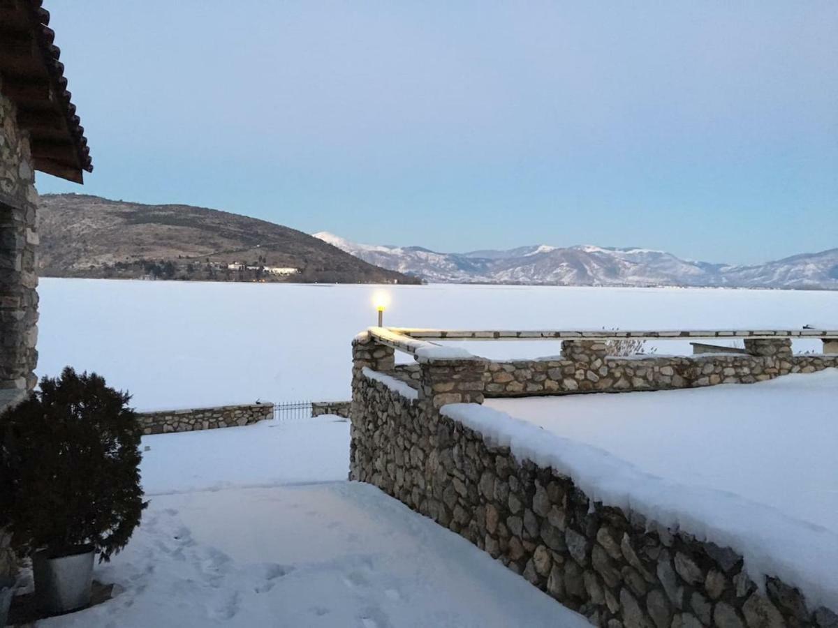 The Little Stone House By The Lake Kastoria Exterior photo